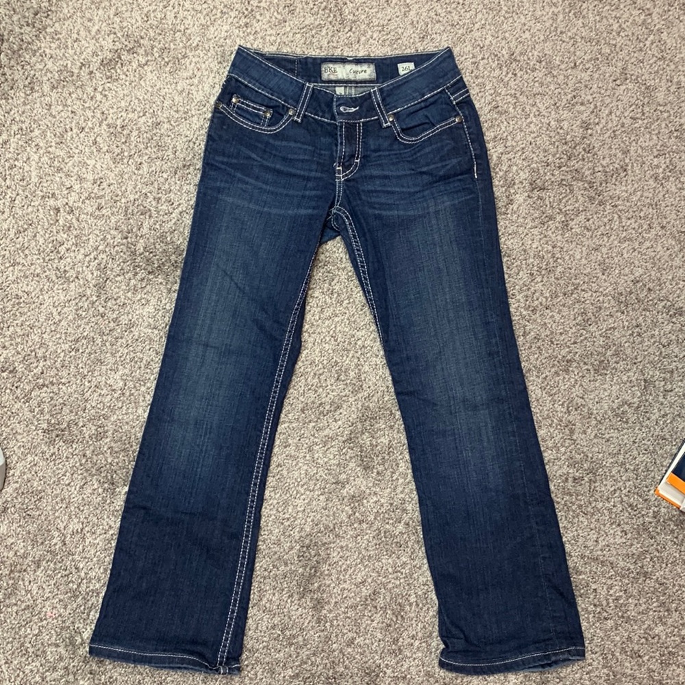 $120 FORBUNDLE 3 blouses, 1 BKE Denim Buckle Culture Bootcut Jeans